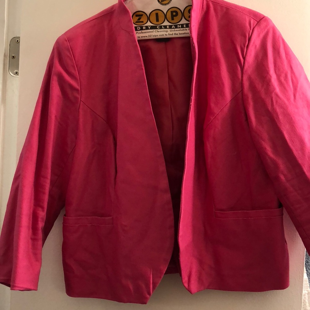 Hot! Hot! Pink blazer with cute back pleats